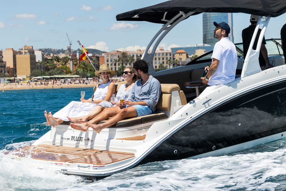 Breeze, Sun, and Sea: A 3-Hour Sailing Experience in Barcelona