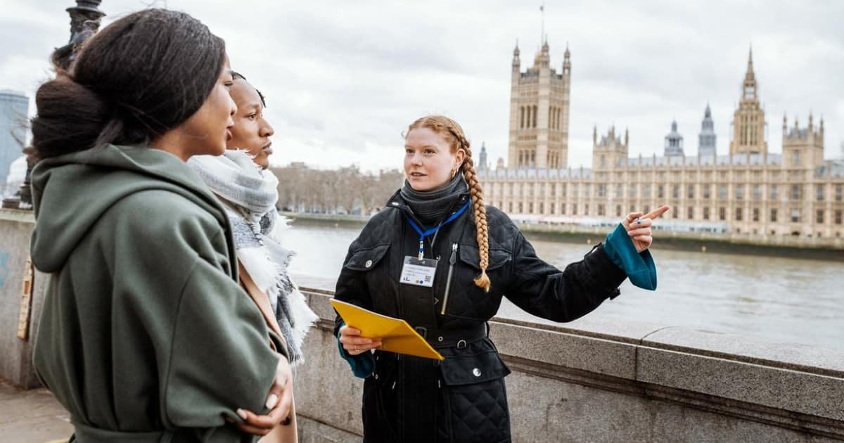 London: Full-Day Private Tour with Westminster Abbey Tickets