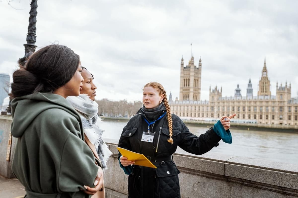 London: Full-Day Private Tour with Westminster Abbey Tickets