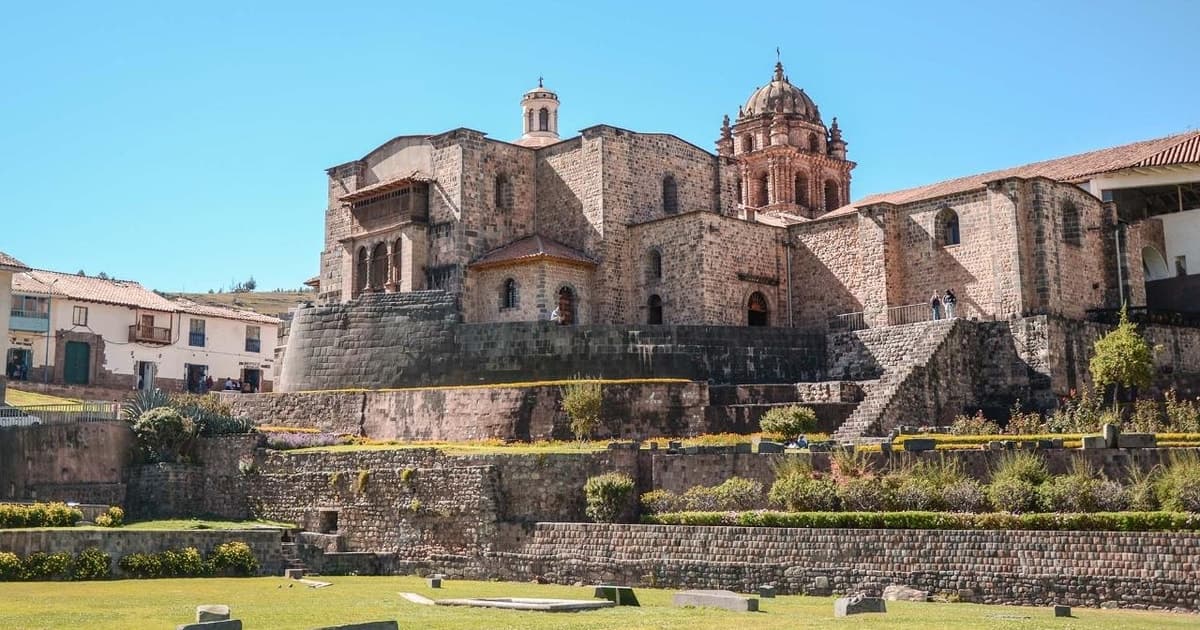 De Cuzco: tour de la ciudad con 4 ruinas + Coricancha
