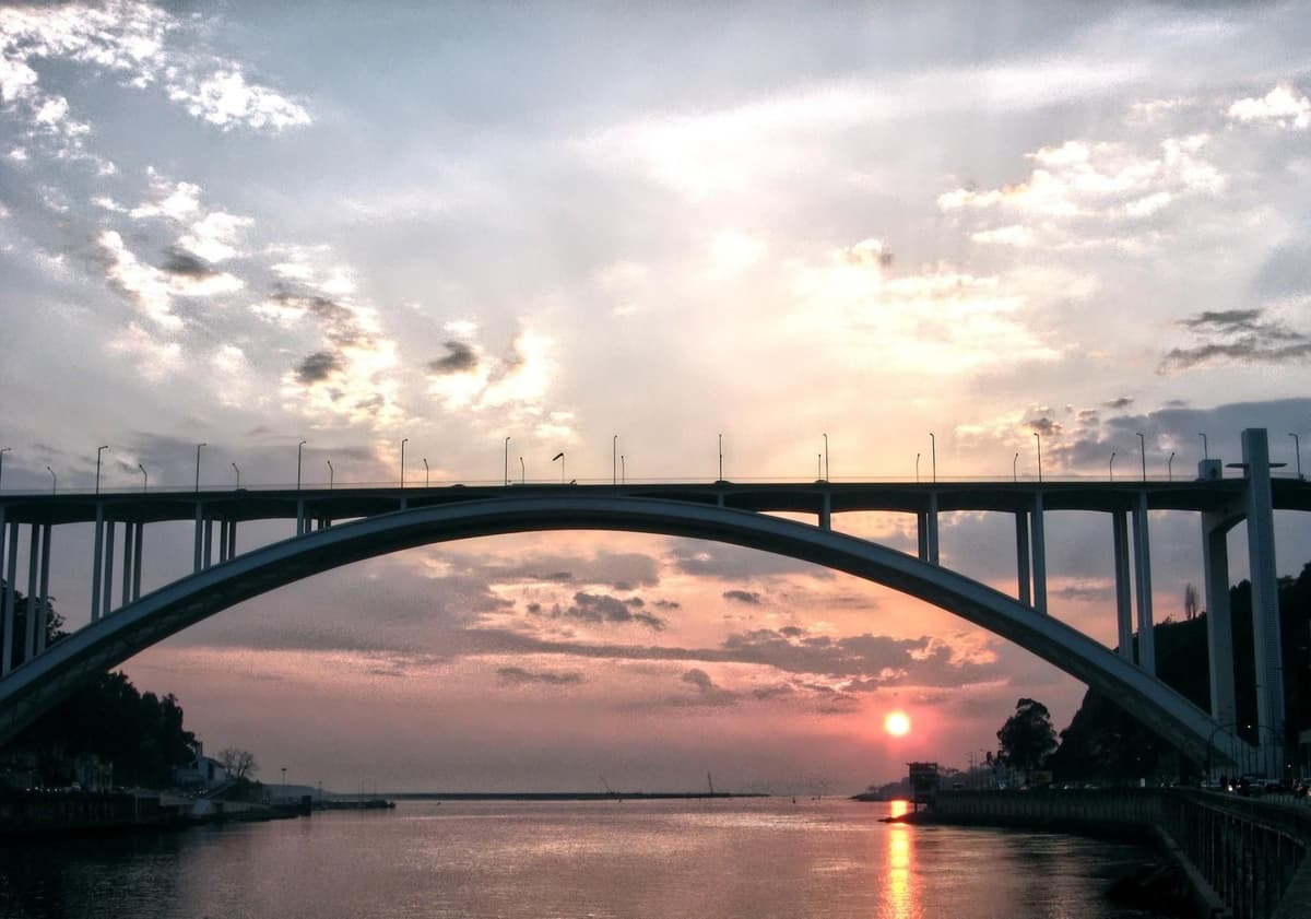 Porto: Sunset Cruise on the Douro River & Iconic Bridges