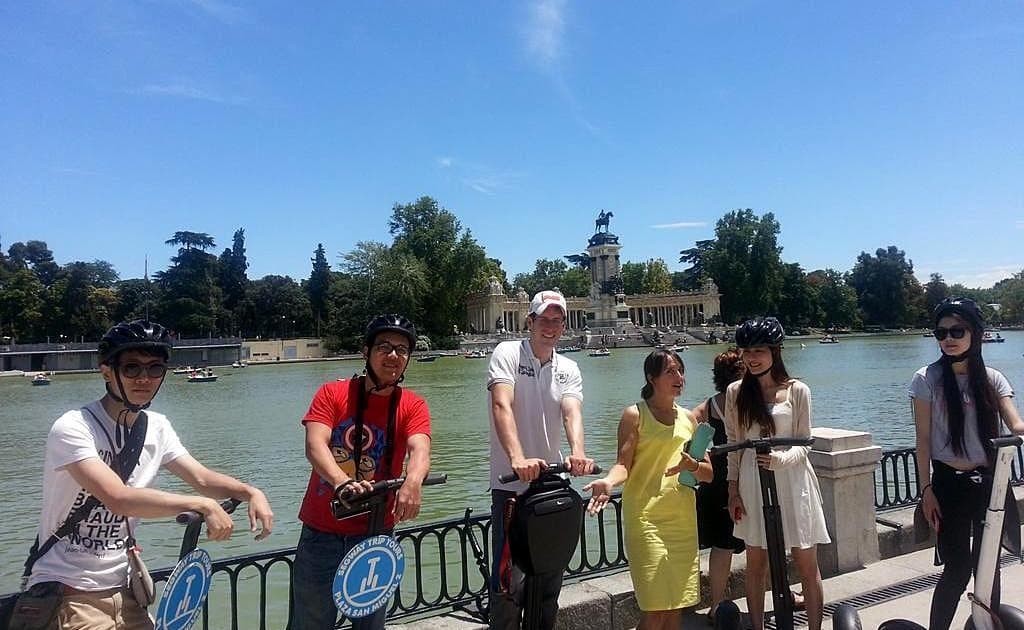 Madrid: Retiro Park 1.5-Hour Segway Tour