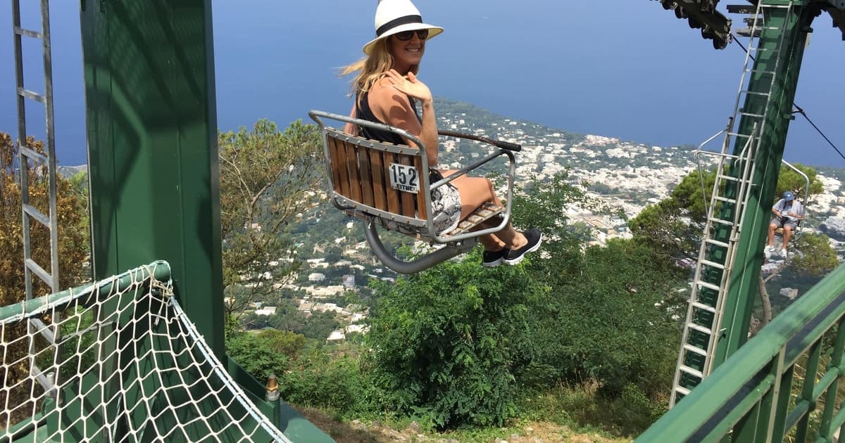 Desde Nápoles: explora Capri con la experiencia en telesilla