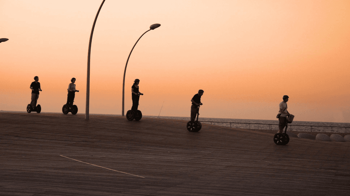 Valencia: tour en Segway de 1 hora por la noche