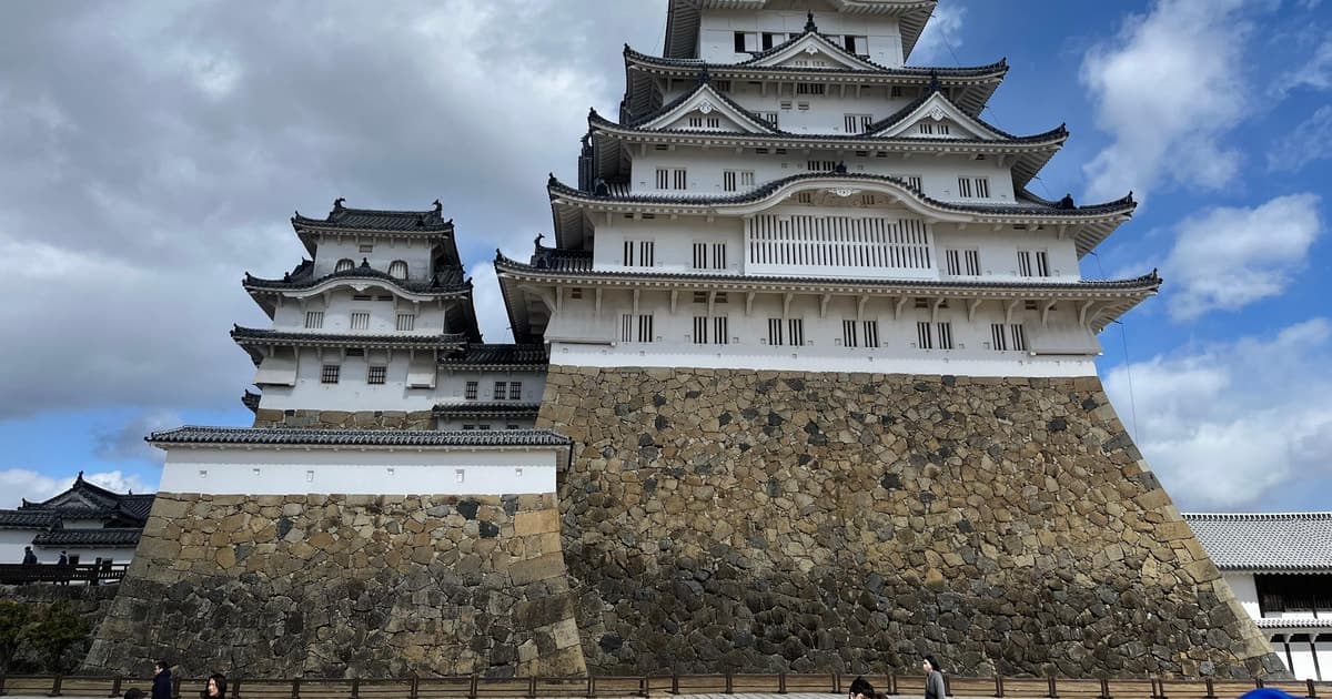 Himeji: Tour of the Castle and Engyoji Temple from Osaka