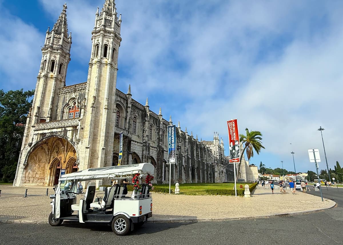 Lisbon: Old Town Experience for Content Creators