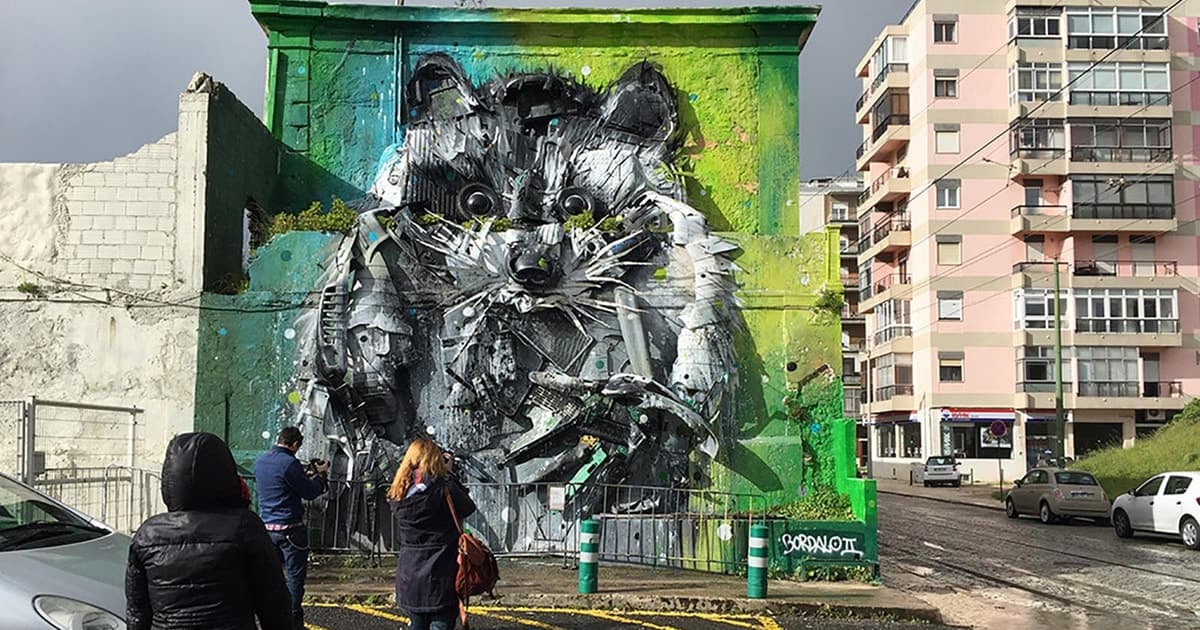 Lisbon: Street Art Tour