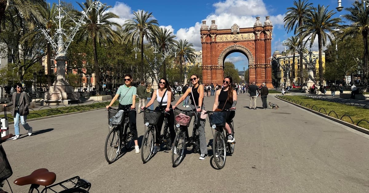 Barcelona: Hidden Gems by Bike
