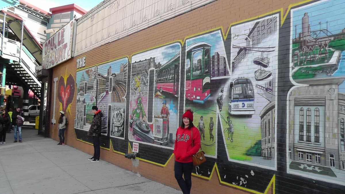 New York City: Brooklyn, Queens and Bronx Tour in Spanish