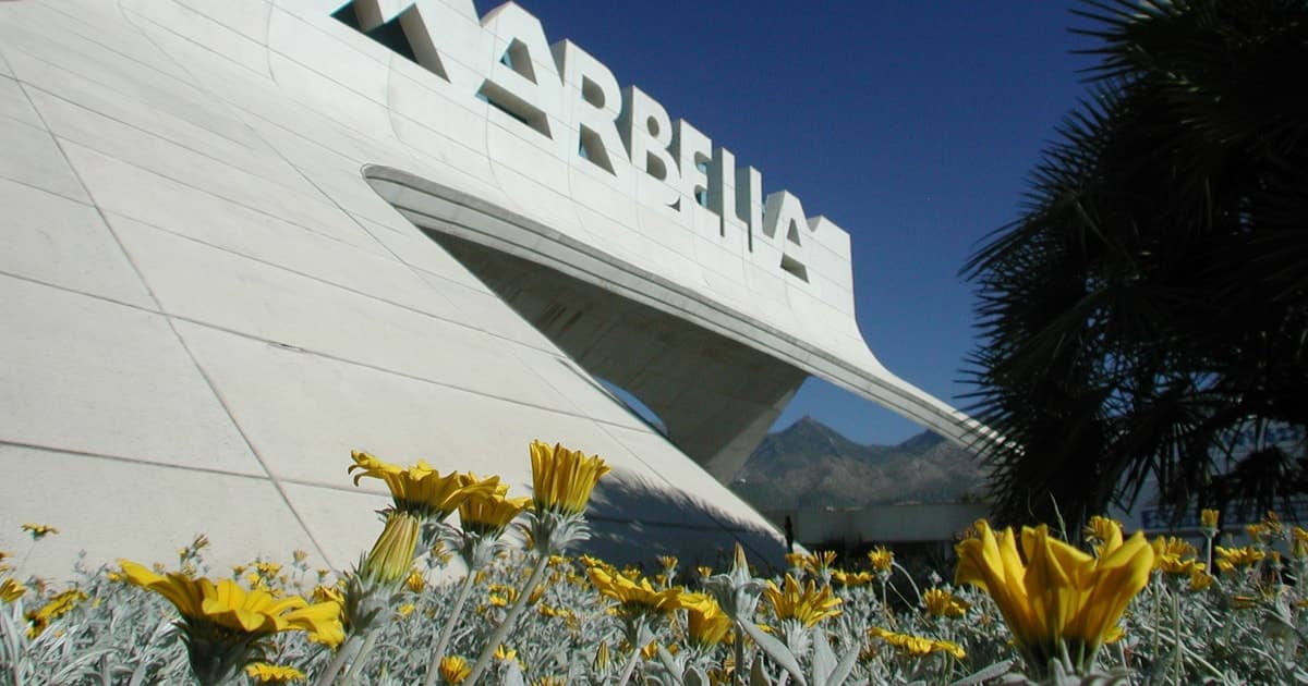 Recorrido turístico de día completo por Marbella, Mijas y Puerto Banús