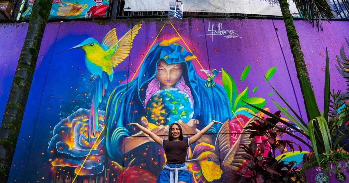 Medellín: tour por la Comuna 13 con aperitivos y tu propio grafiti