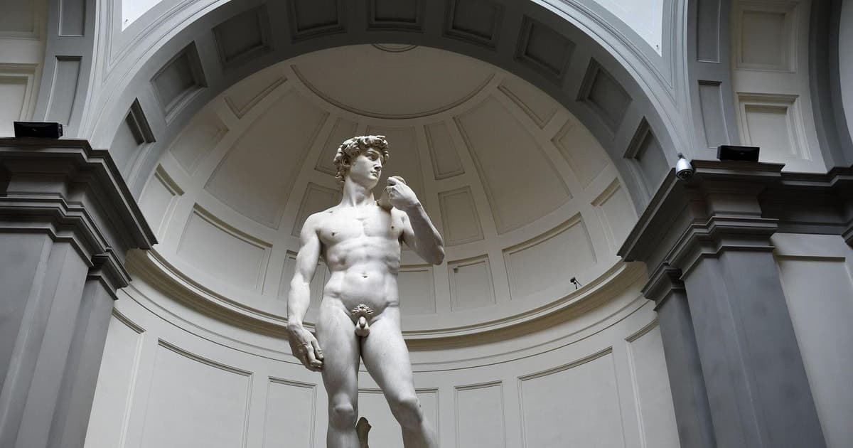 Florence: Accademia Priority Ticket & Digital Tour+City Walk