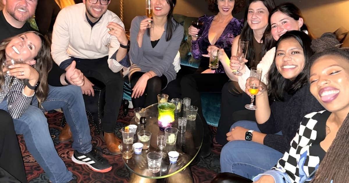 Paris Speakeasy : Meet, Connect & Explore Secret Bars