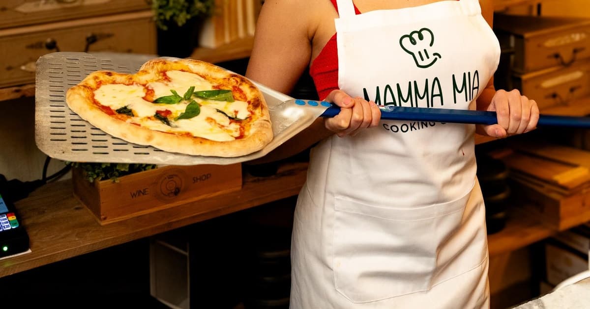 Florence: Authentic Pizza & Gelato Experience+Unlimited Wine