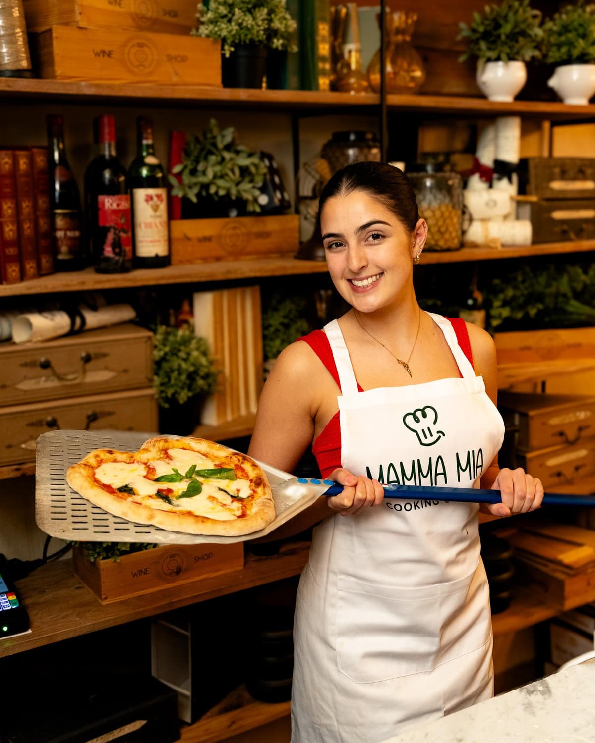 Florence: Authentic Pizza & Gelato Experience+Unlimited Wine