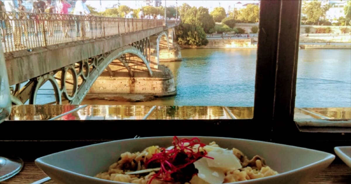 3-Hour Tapas Tour in Triana, Sevilla's Vibrant Neighborhood