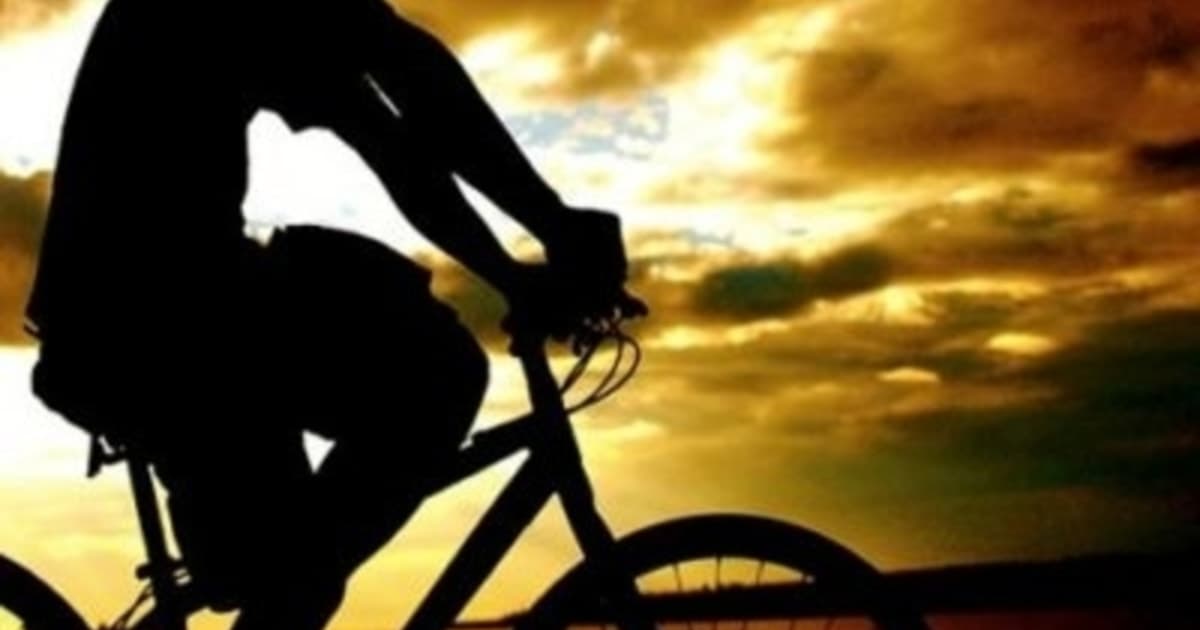Madrid: Puesta de Sol y Luces Nocturnas eBike Tour