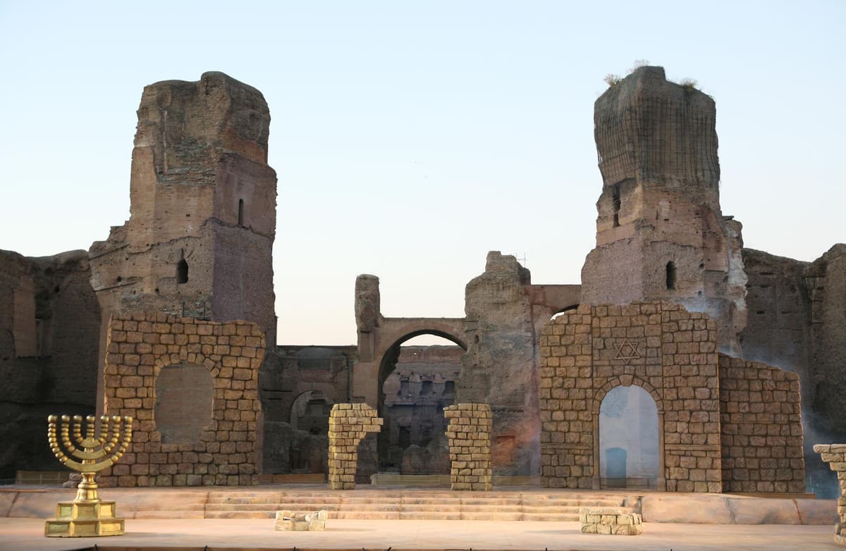 Baths of Caracalla Ticket with Transfer & Audio Guide App