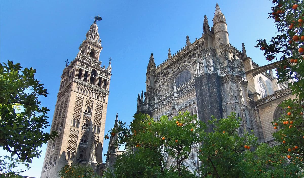 Sevilla: tour guiado con entrada a la catedral y la Giralda