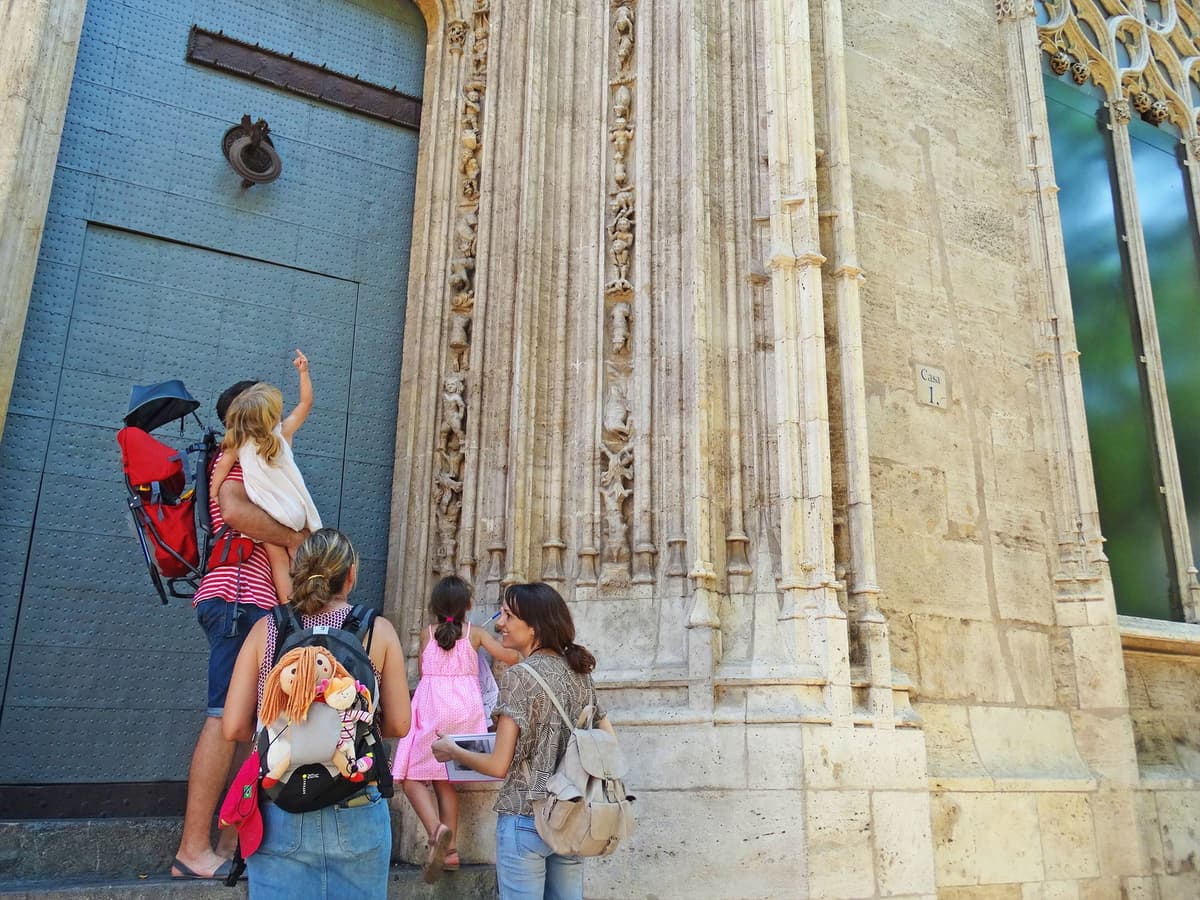 Valencia: tour a pie guiado para toda la familia (tour en italiano)