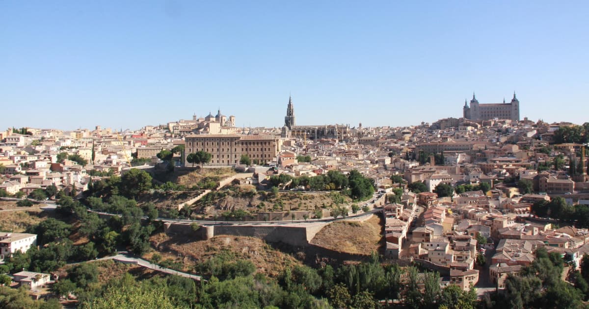 Desde Madrid: Excursión de un día a Toledo con guía local