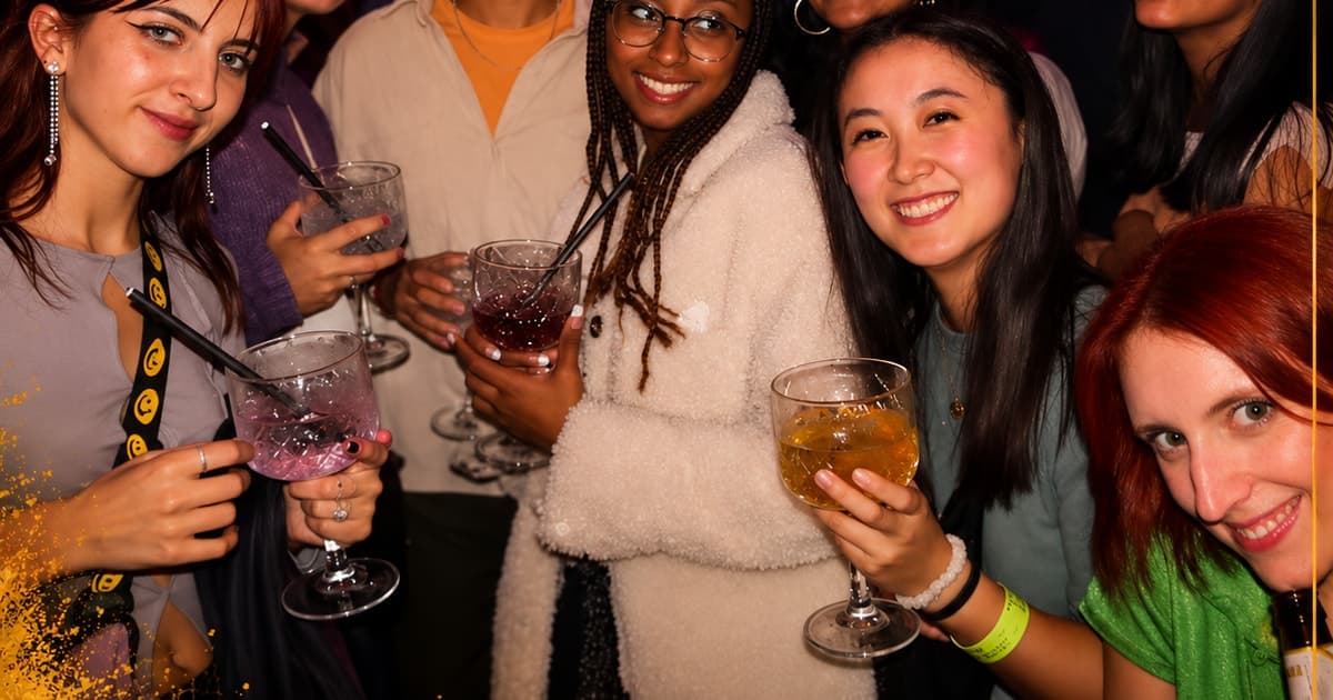 Tour de bares VIP prémium por Roma con bebidas y juegos