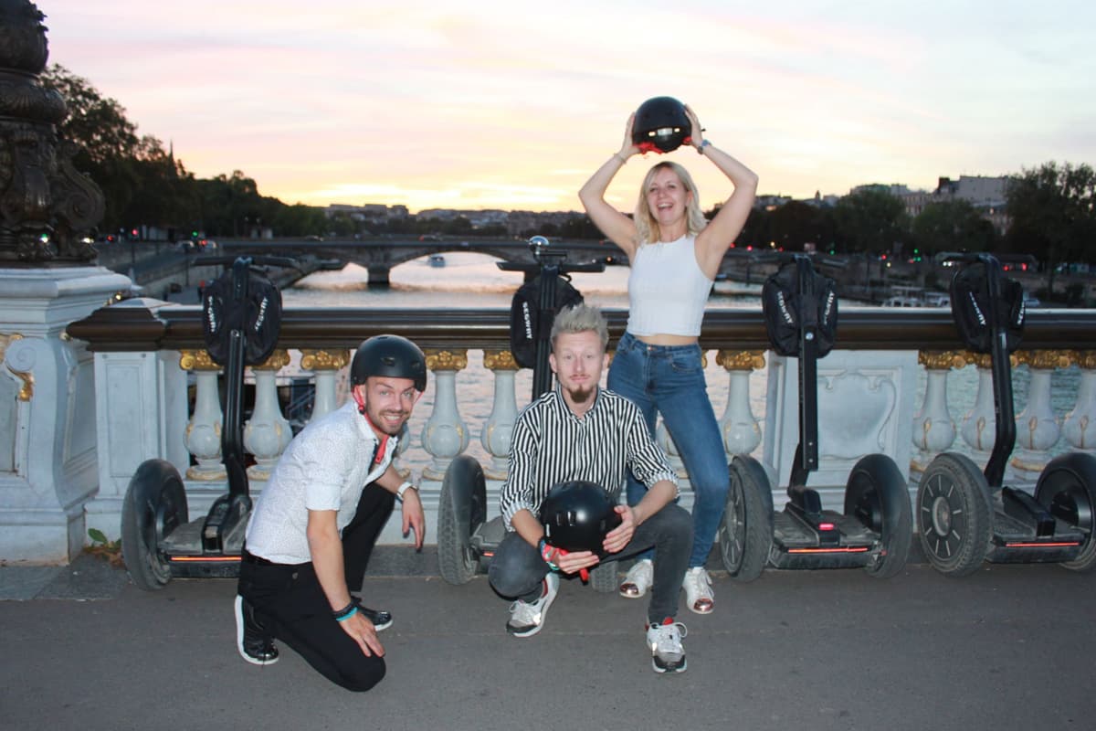 Paris: Private Sightseeing Segway Tour