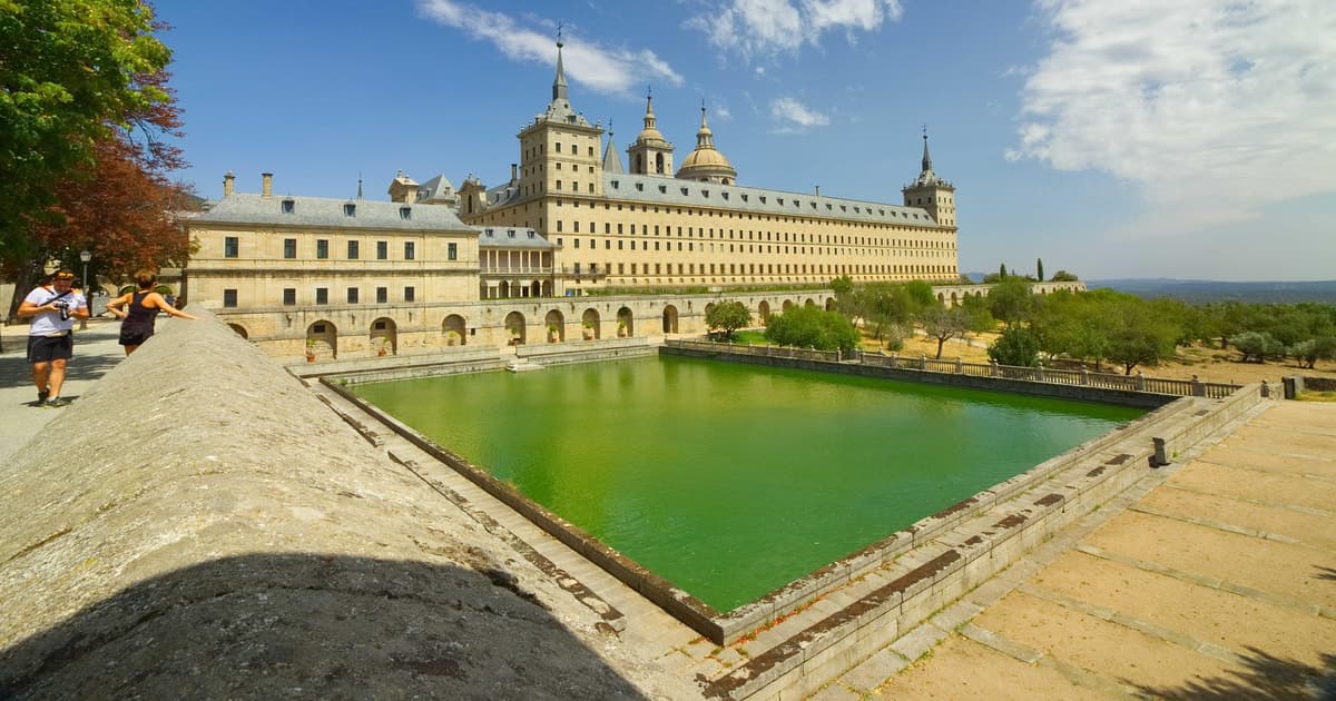 Desde Madrid: El Escorial y la Basílica del Valle Tour de medio día