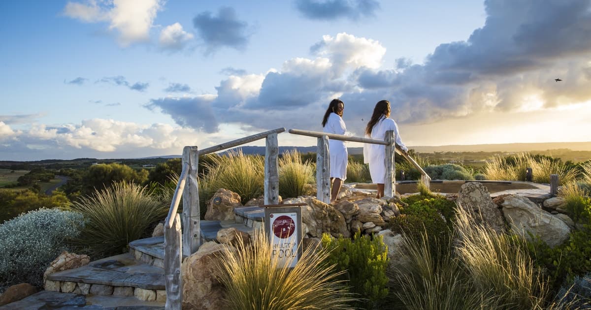 Melbourne: Peninsula Hot Springs Early Bathing & Scenic Tour