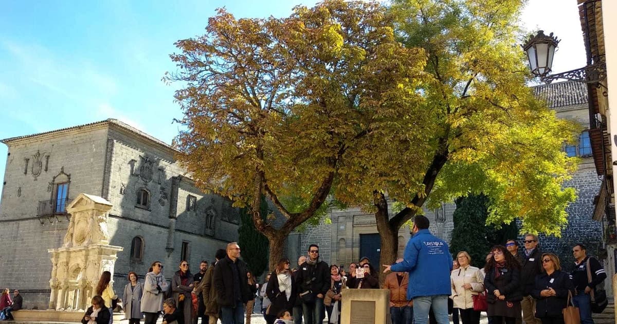 Baeza: visita guiada por el casco histórico y entrada a la catedral.