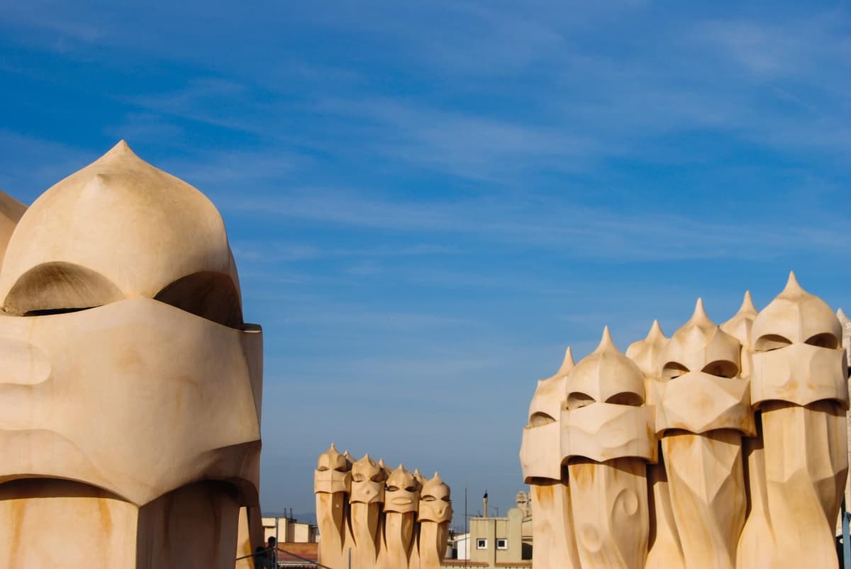 Barcelona: Private Gaudi Tour to Casa Mila & Casa Vicens
