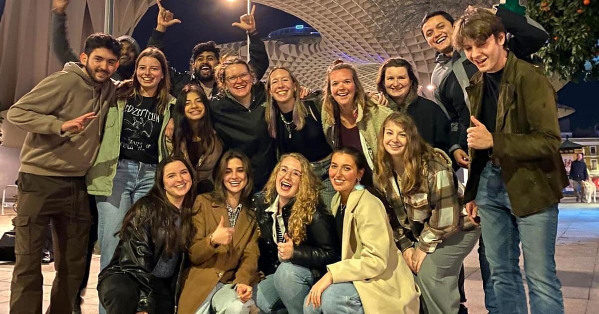 Seville: Pub Crawl with Shots, Club Entry, and Discounts