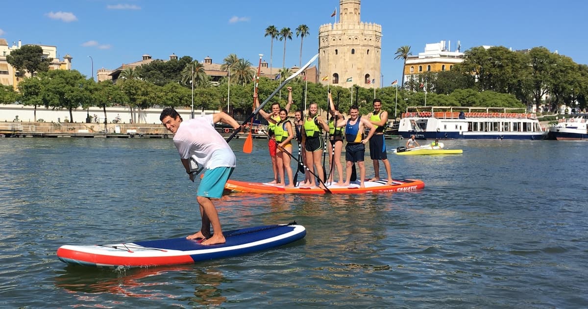 Sevilla: Sesión de Paddle-Boarding Gigante en Grupo