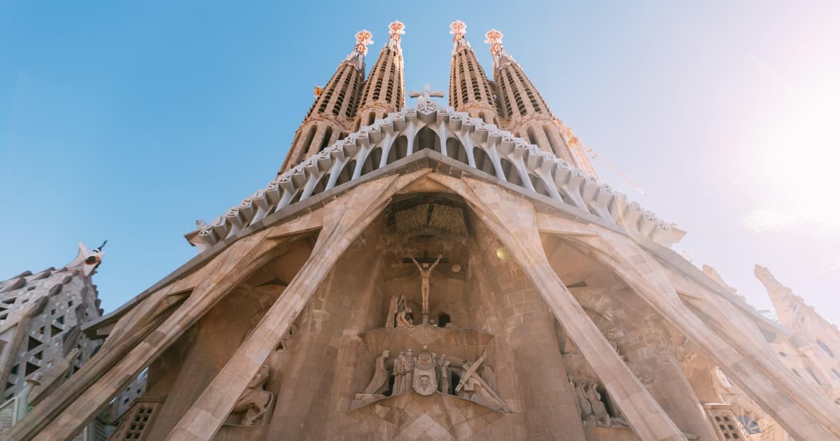 Barcelona: Park Güell & Sagrada Familia Guided Tour