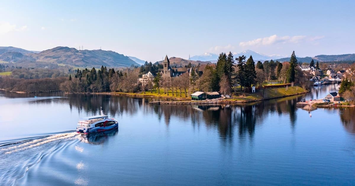 Edinburgh: Loch Ness, Scenic Walk, Glencoe & Whisky Day Tour
