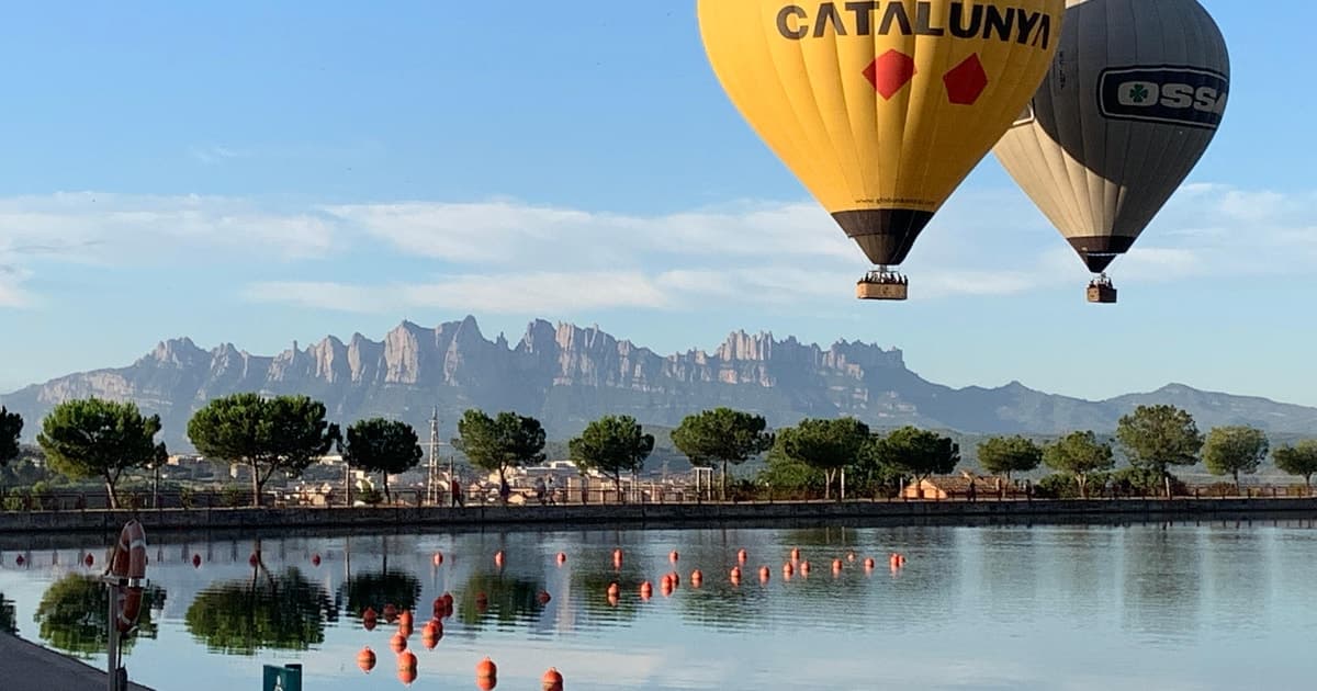 Vuelo en globo: vista panorámica de Montserrat y Transporte desde Barcelona
