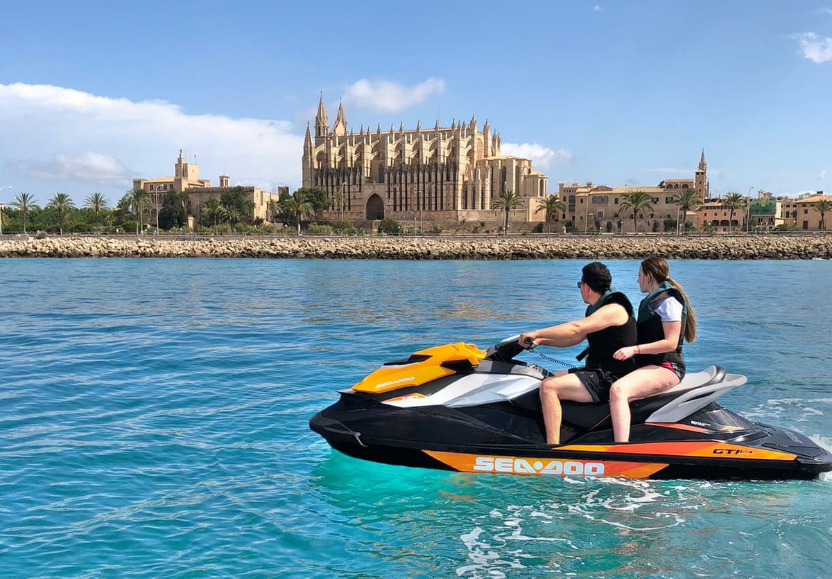Palma de Mallorca: tour en moto de agua hasta la catedral