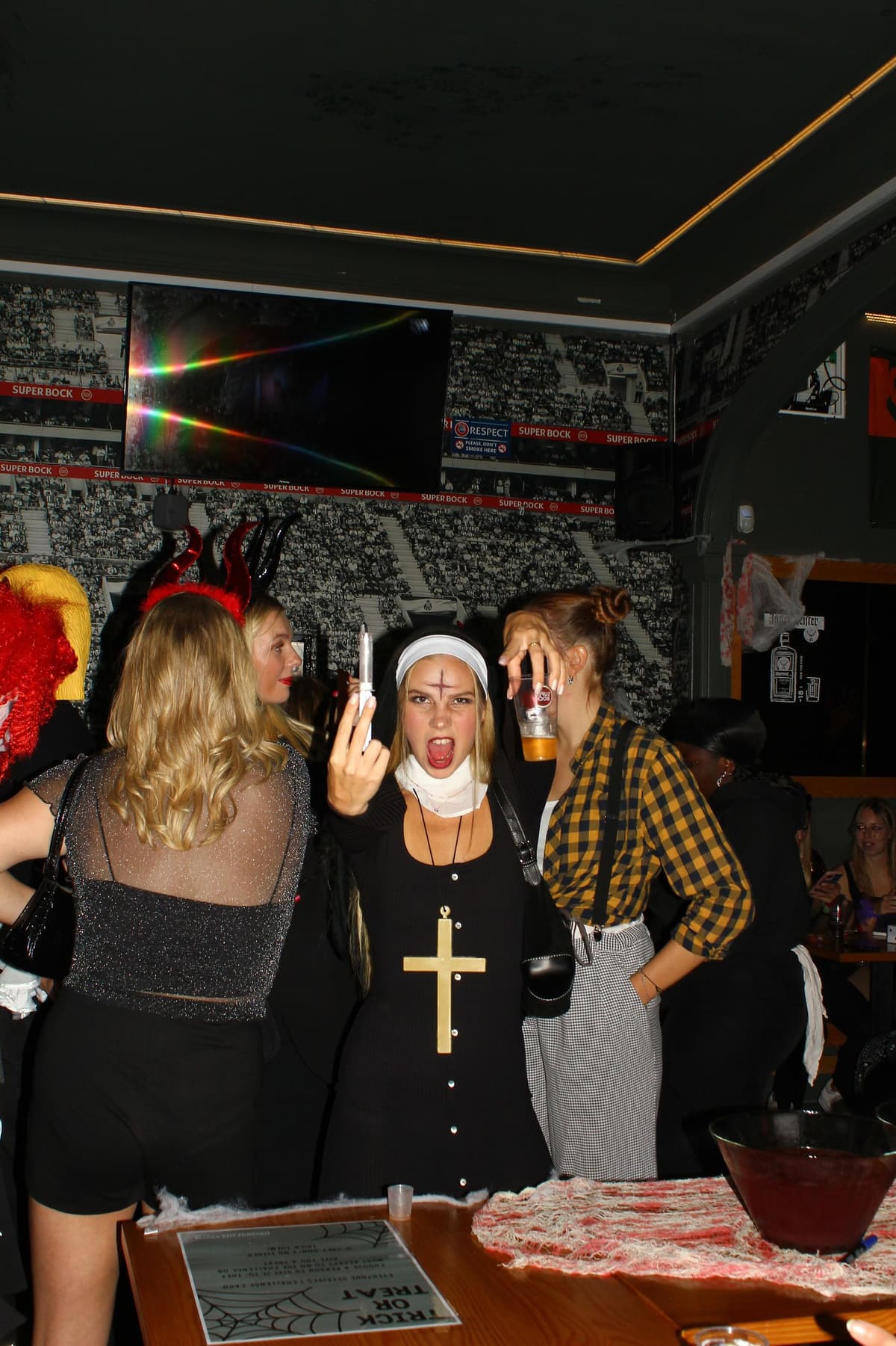 Porto Halloween Pub Crawl: 7Drinks, Games, VIP club entrance