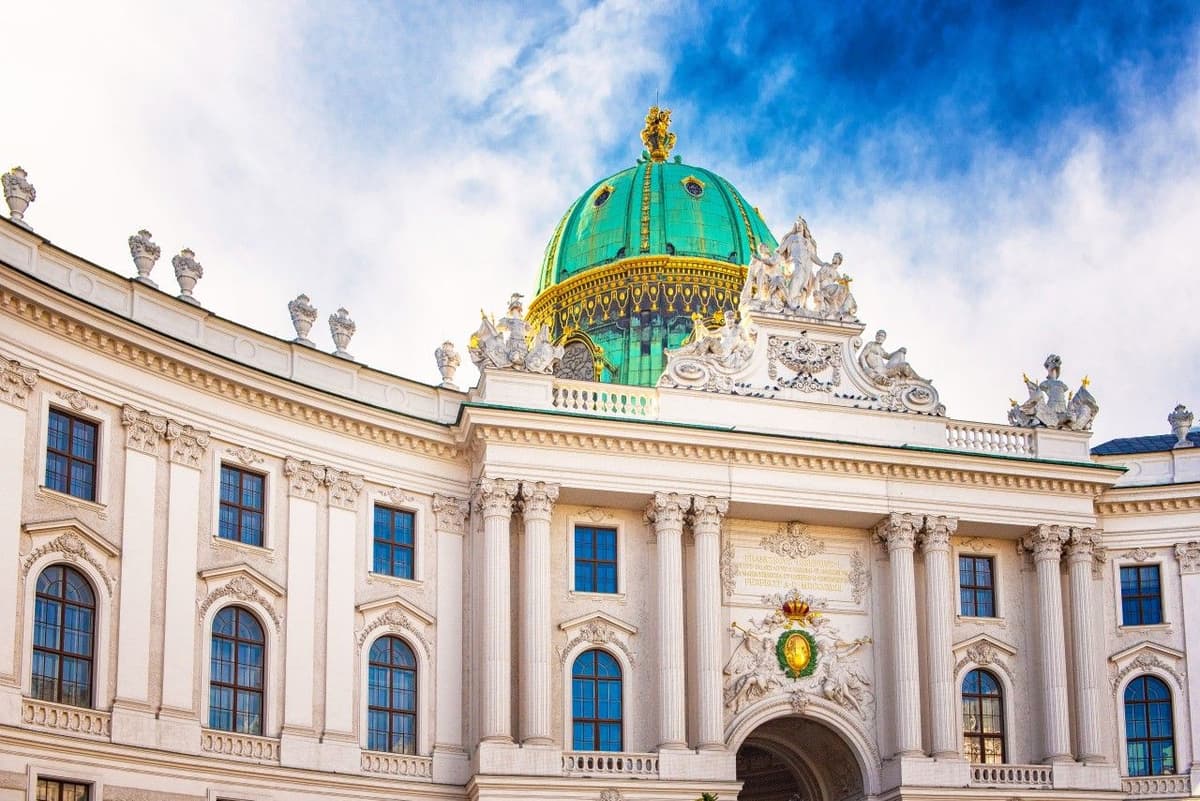 Viena: tour a pie privado por los puntos destacados del casco antiguo