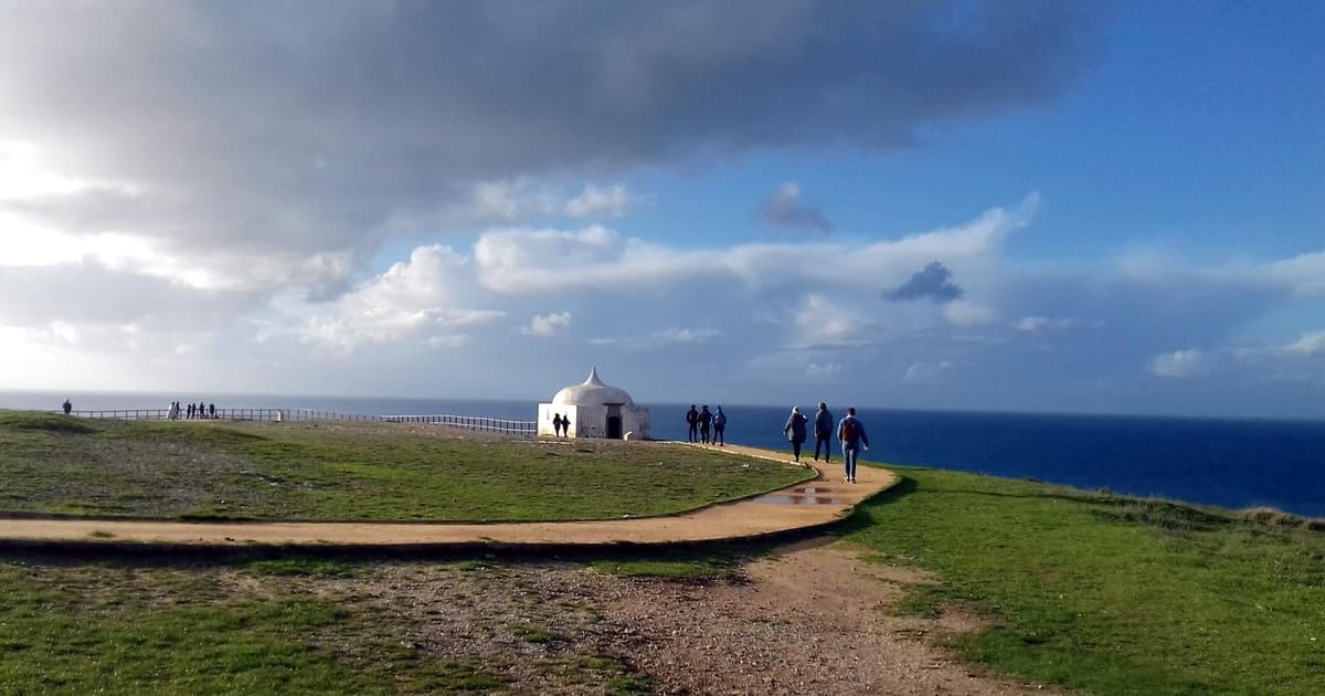 From Lisbon or Sesimbra: 4x4 Tour to Cape Espichel