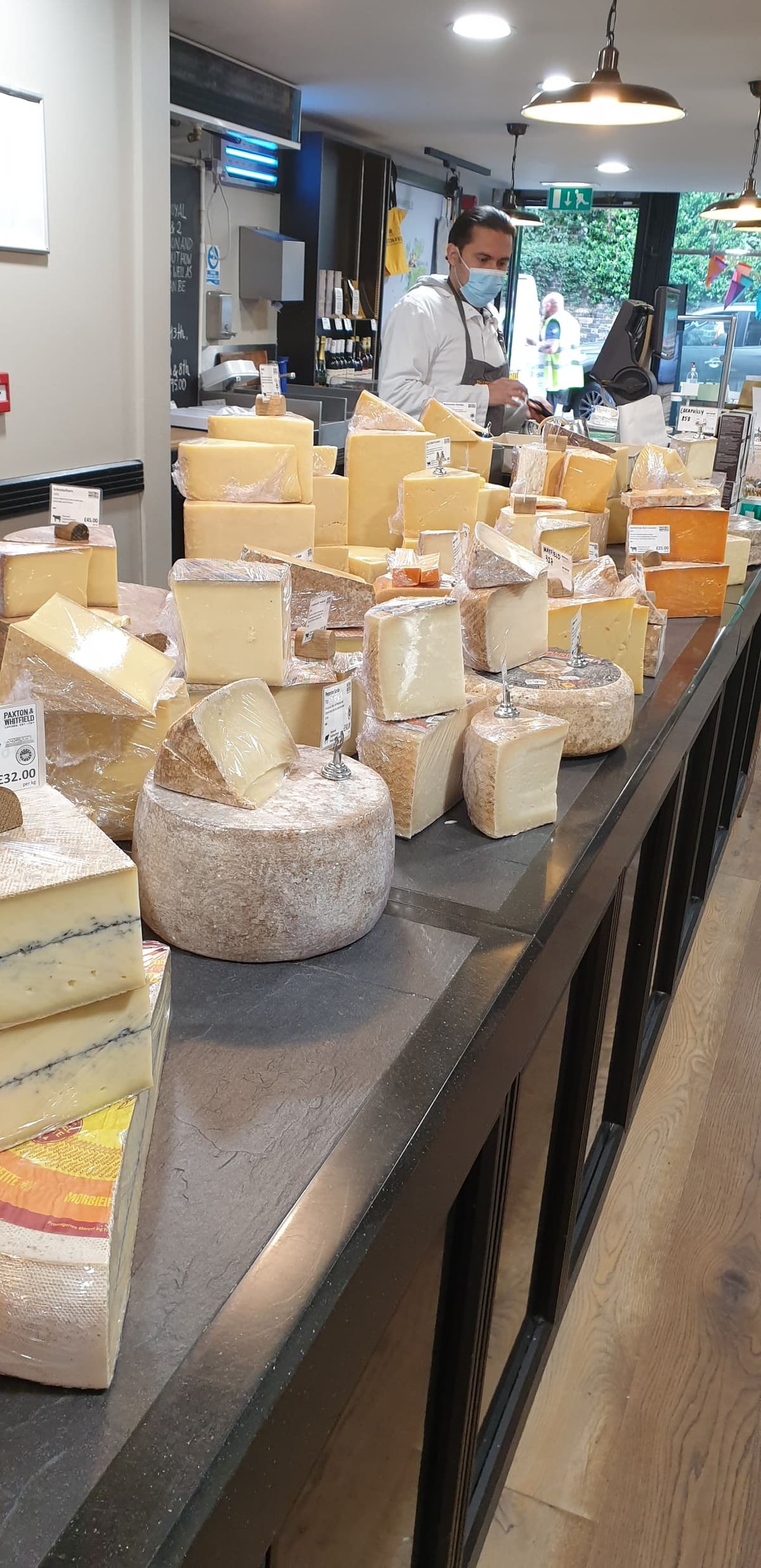 London: Cheese Tasting Walking Tour