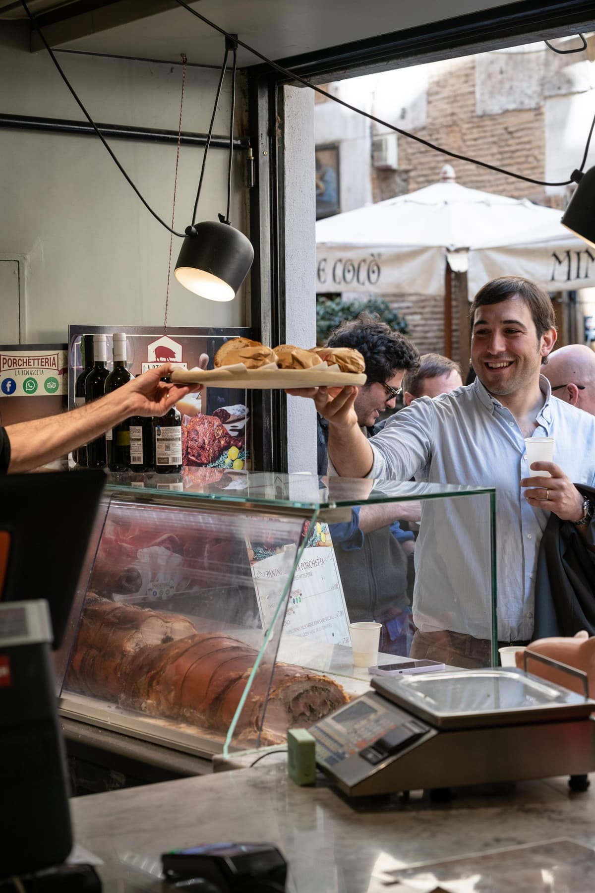 Rome Food Tour: Trastevere, Tiber Island & Local Tastings
