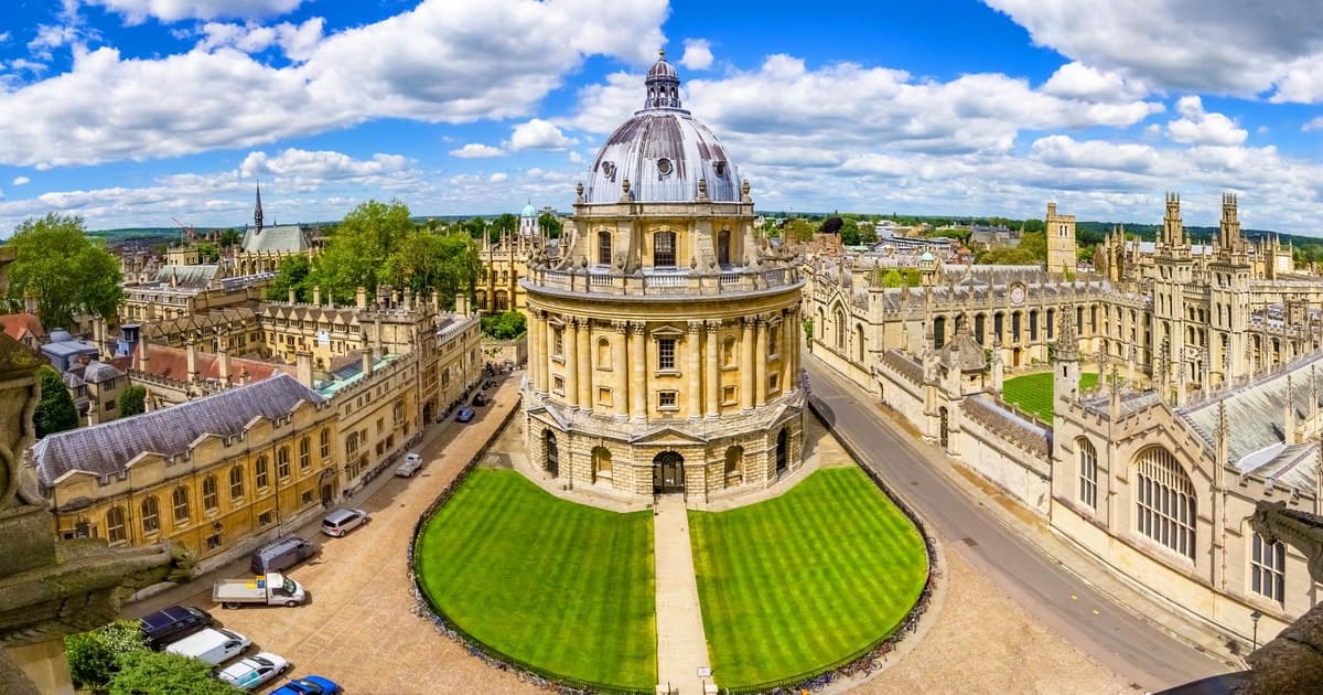 From London: Oxford, Cotswolds, Stratford & Warwick Castle