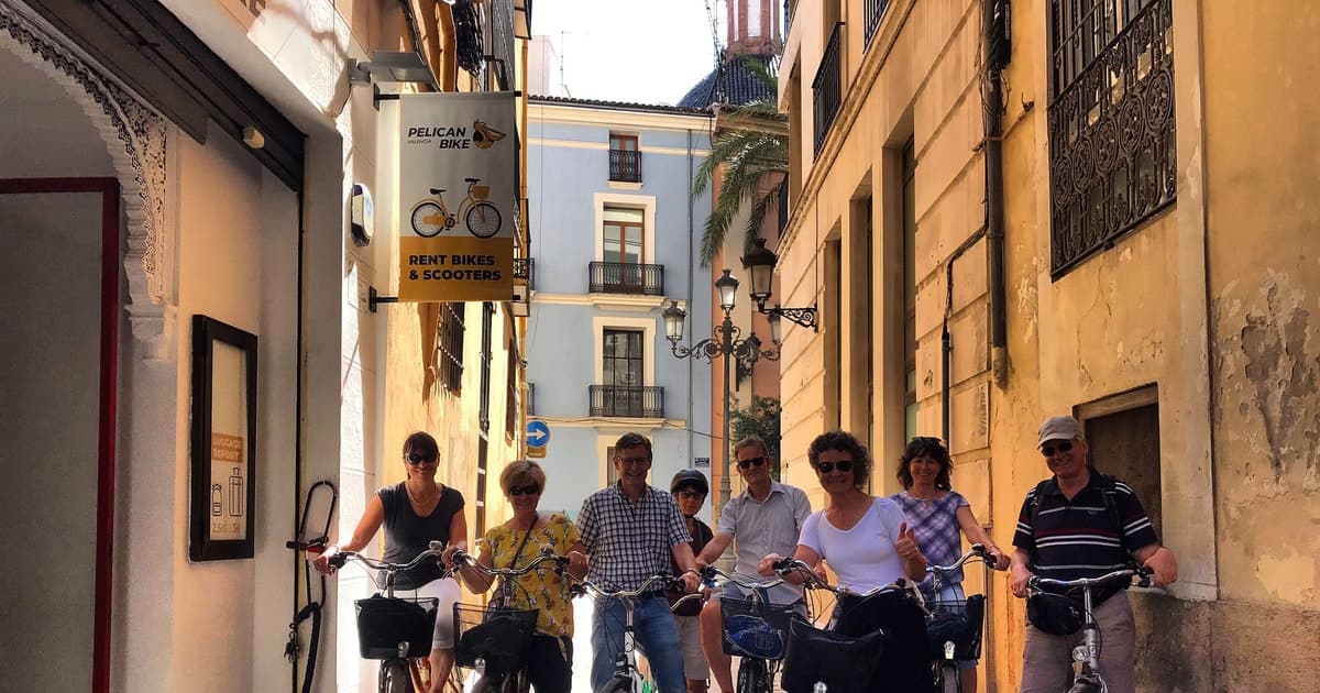 Recorrido por la Ciudad de las Artes y las Ciencias en Bicicleta, E-Bike o E-Step