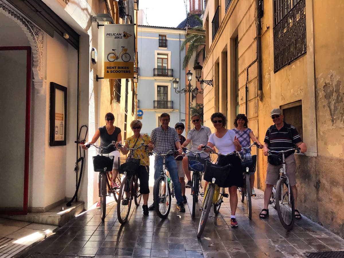 Recorrido por la Ciudad de las Artes y las Ciencias en Bicicleta, E-Bike o E-Step