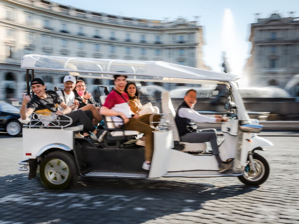 Rome: Private City Tour by Electric Tuk Tuk