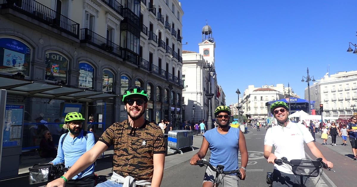 Tour privado en bici por Madrid | Tour guiado exclusivo | Desde 30 €