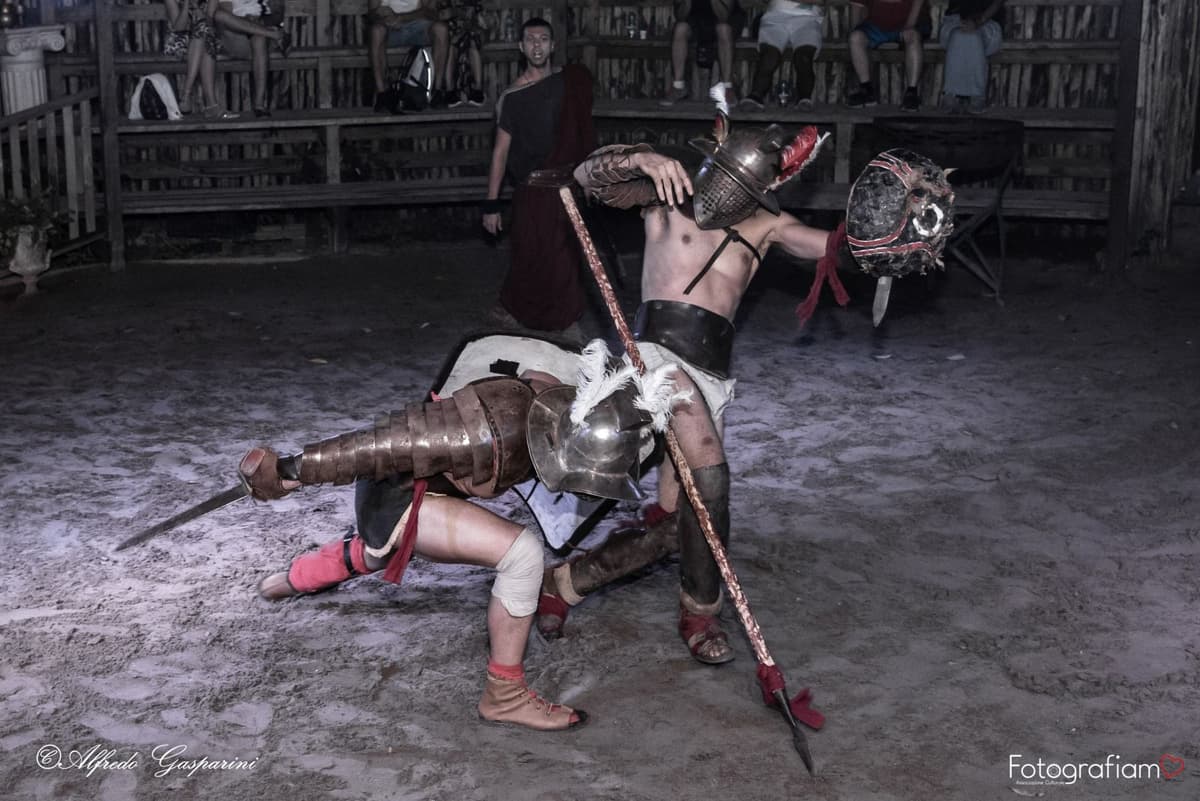 Roma: Espectáculo de gladiadores y ticket de entrada para el museo.