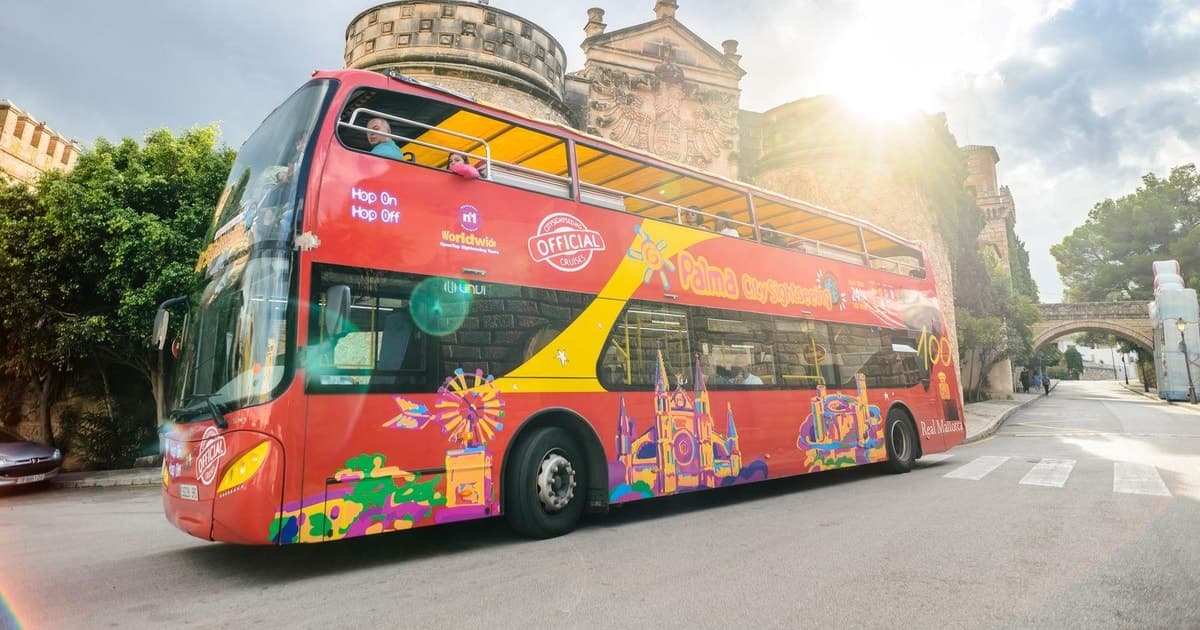 Palma de Mallorca: tour en autobús con paradas libres