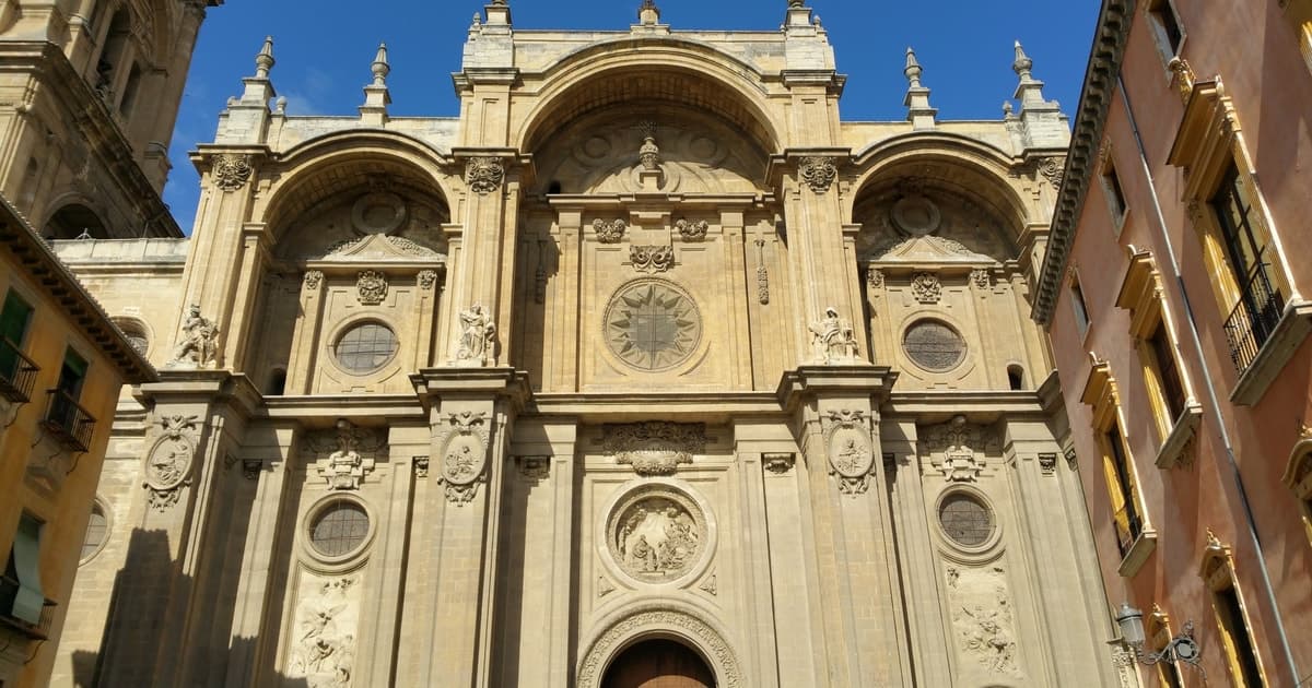 Granada: tour sin colas por la catedral, la Capilla Real y Albaicín